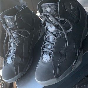 Black Jordan True Flight
